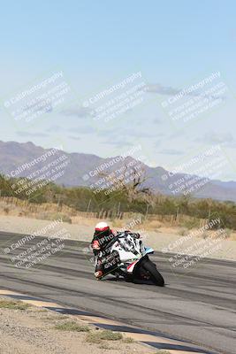 media/Nov-16-2025-Race Pace (Sun) [[8c5fa54630]]/Verified Riders/4-Turn 3 Inside (1050am)/